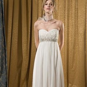 Alfred Sung Chiffon Wedding gown
